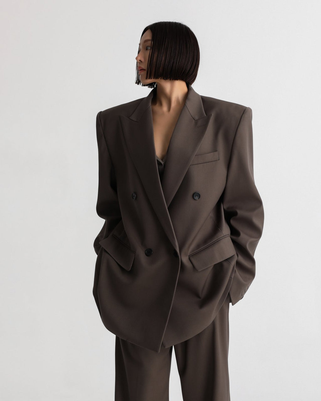 DOUBLE-BREASTED BLAZER