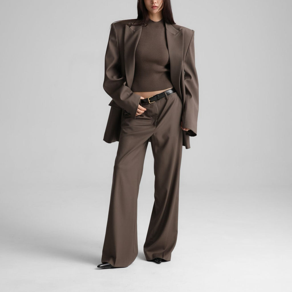 LOW-RISE WIDE TROUSERS