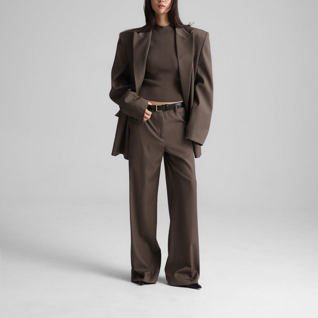 LOW-RISE WIDE TROUSERS