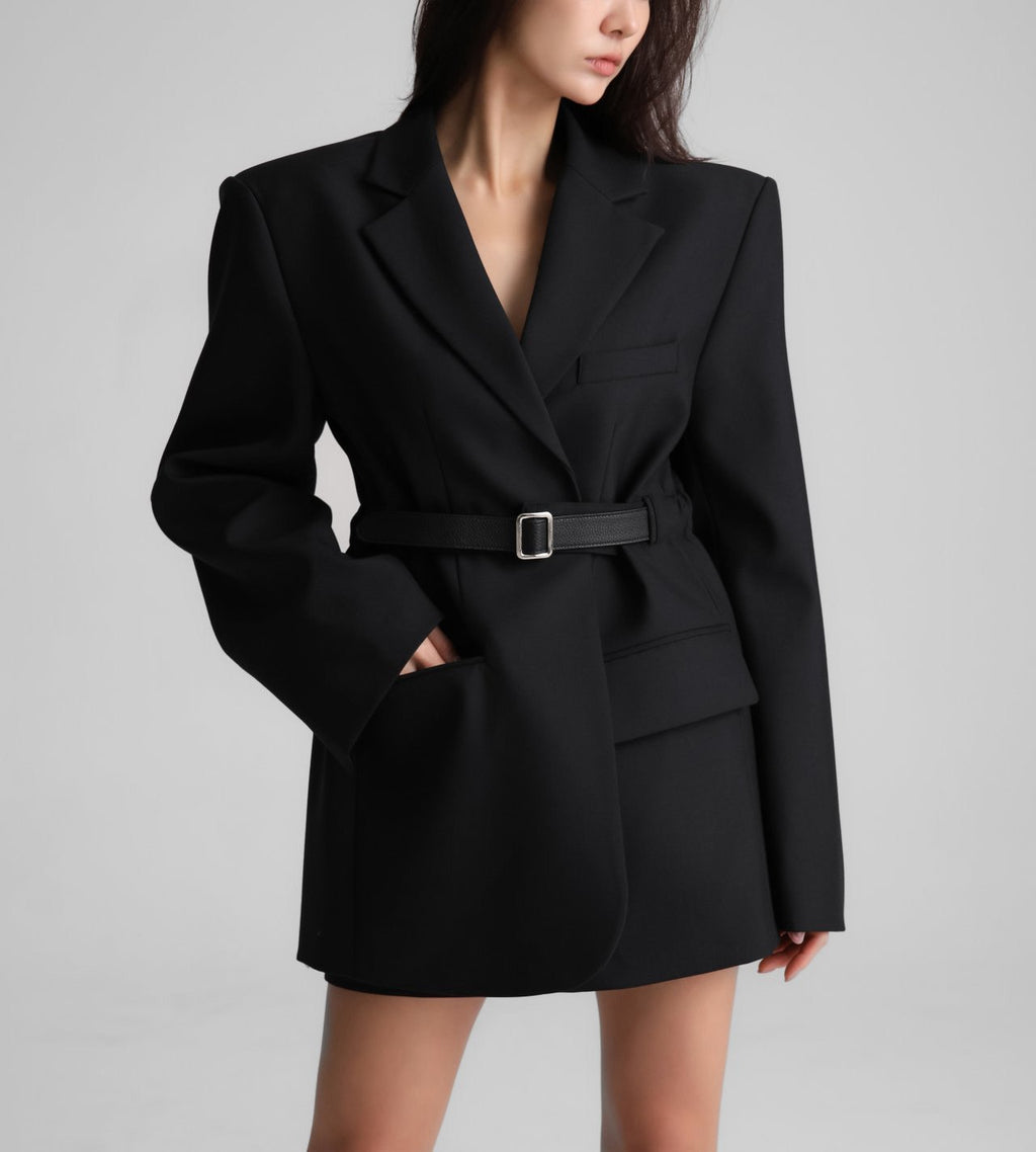 BELTED OVERSIZE BLAZER