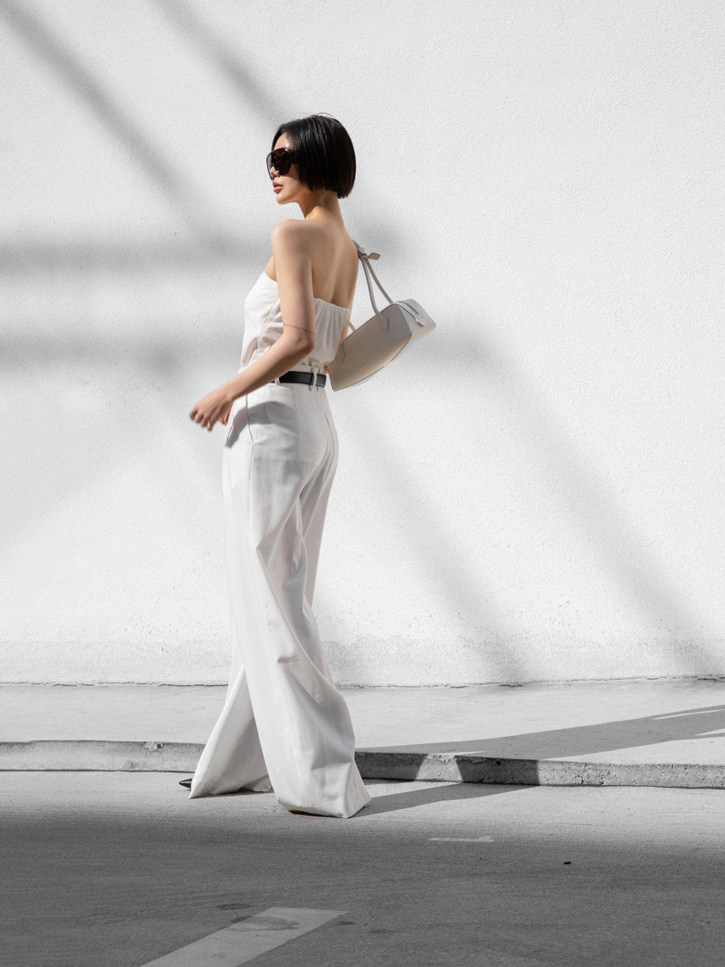 RELAXED WIDE-LEG TROUSERS